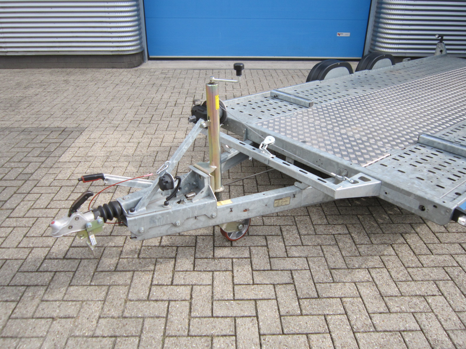 Autotransporter – Autoambulance – 2600kg Autotransporter – Autoambulance – 2600kg