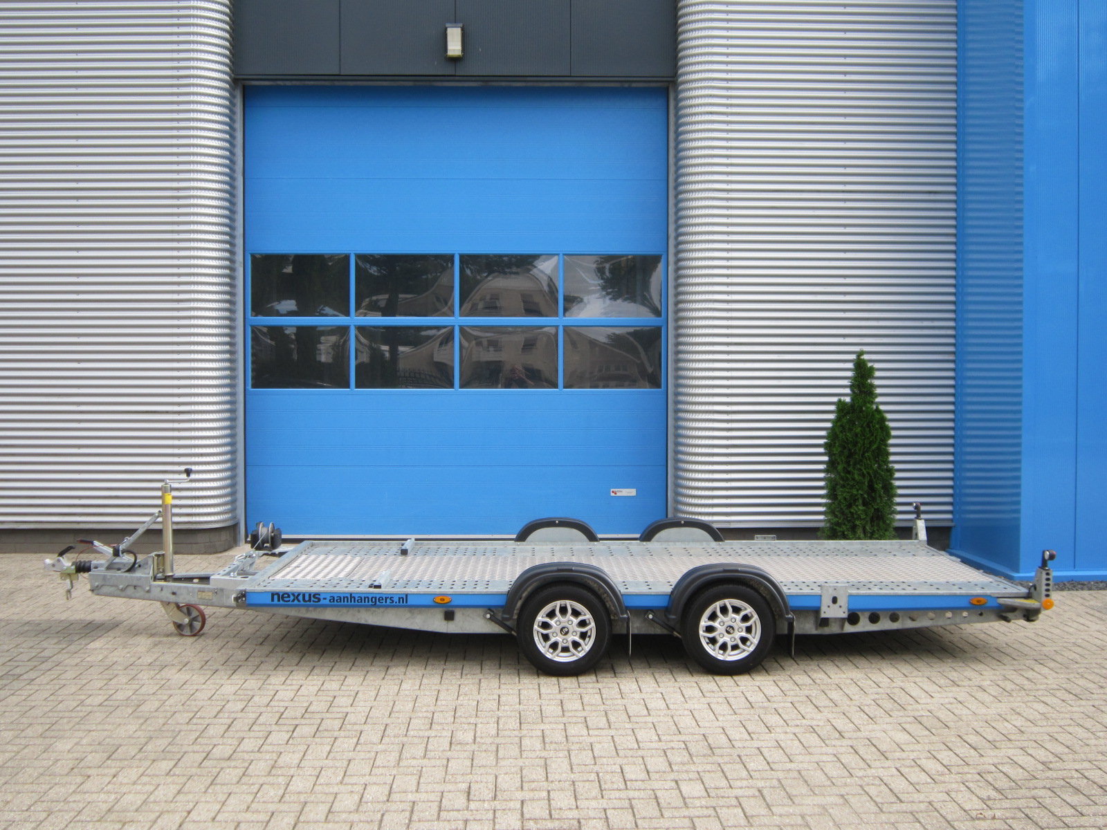 Autotransporter – Autoambulance – 2600kg Autotransporter – Autoambulance – 2600kg